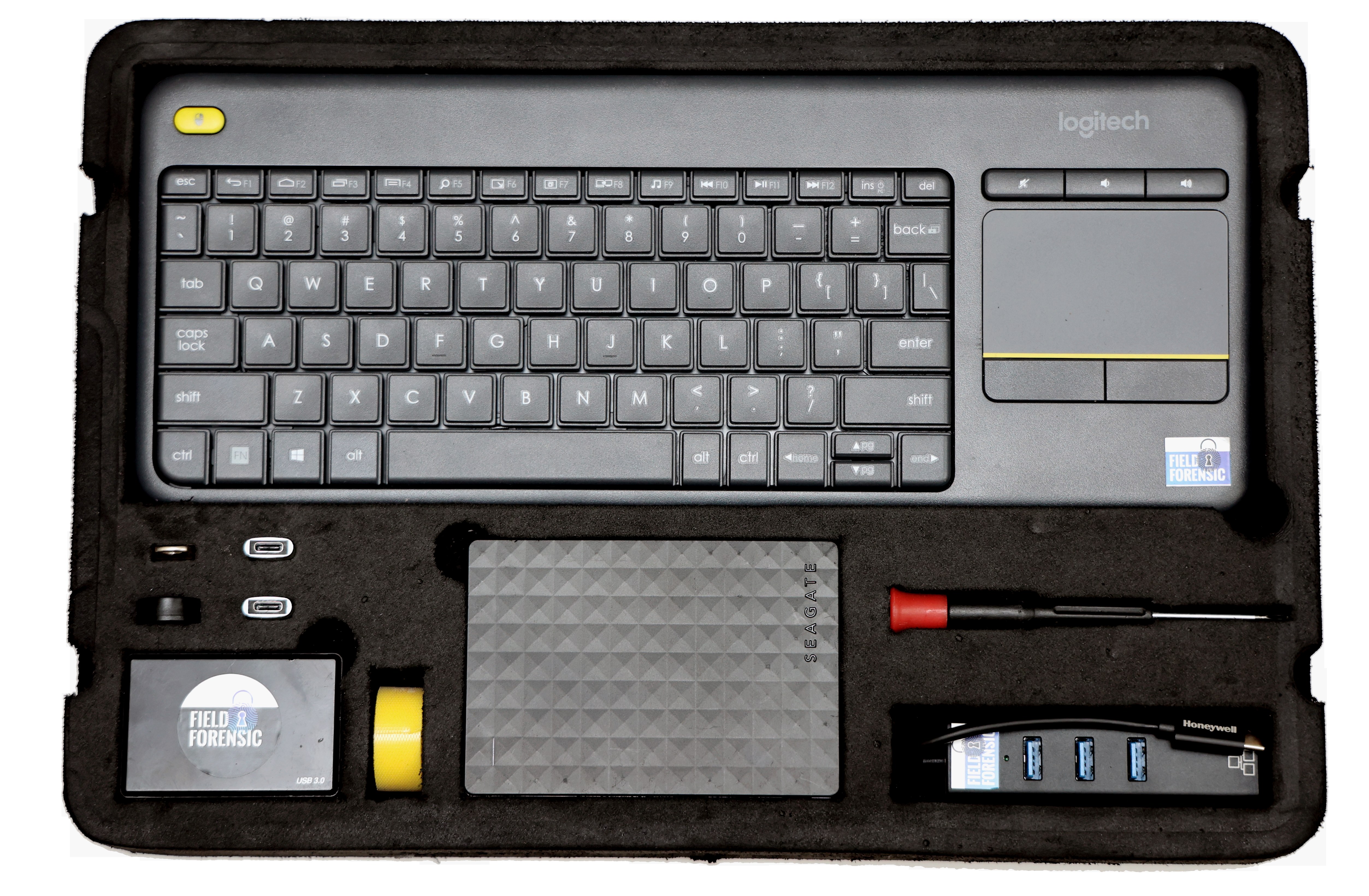 Field Forensic Pro accessories kit — keyboard, Seagate HDD, USB drives and multi card reader